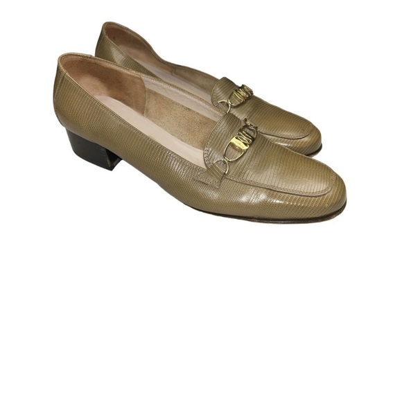Salvatore Ferragamo tan loafers - Picture 3 of 5